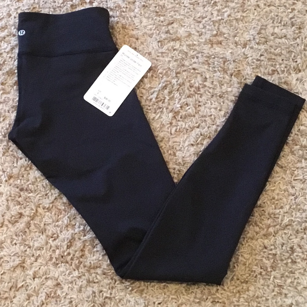 NWT!! Lululemon Wunder Under Pant III size 6